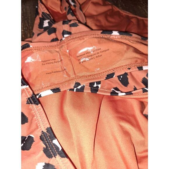 New Med Fabletic Burnt Ochre Wavy Leo Low Back Swimsuit Bathing Suit Swimwear - Picture 7 of 7